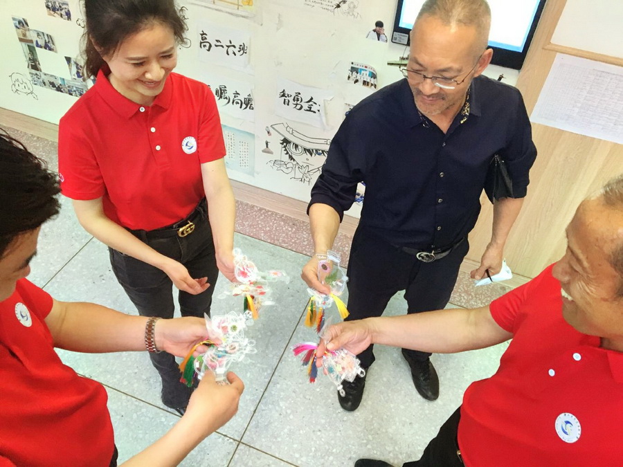點滴獻真情，關(guān)愛暖人心
